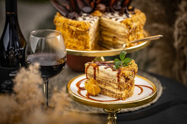 How to Choose the Perfect Blouse for Layering Under a Winter Blazer?